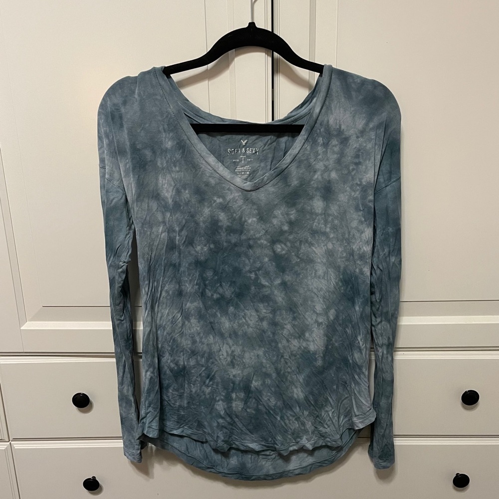 American Eagle Soft and Sexy Long Sleeve Shirt
